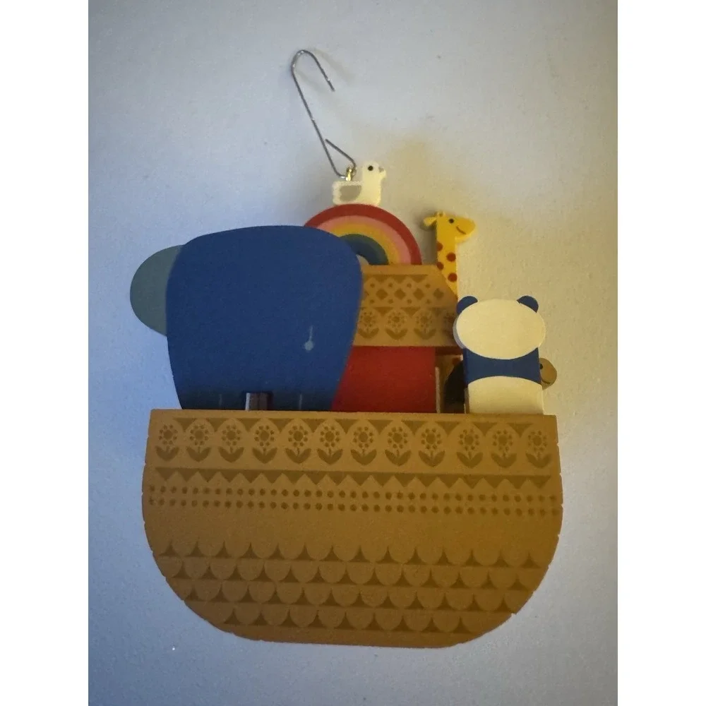 Hallmark Keepsake Noah's Ark Christmas‎ Ornament - 2011